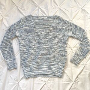 Madewell Blue and White Women's V-Neck Sweater